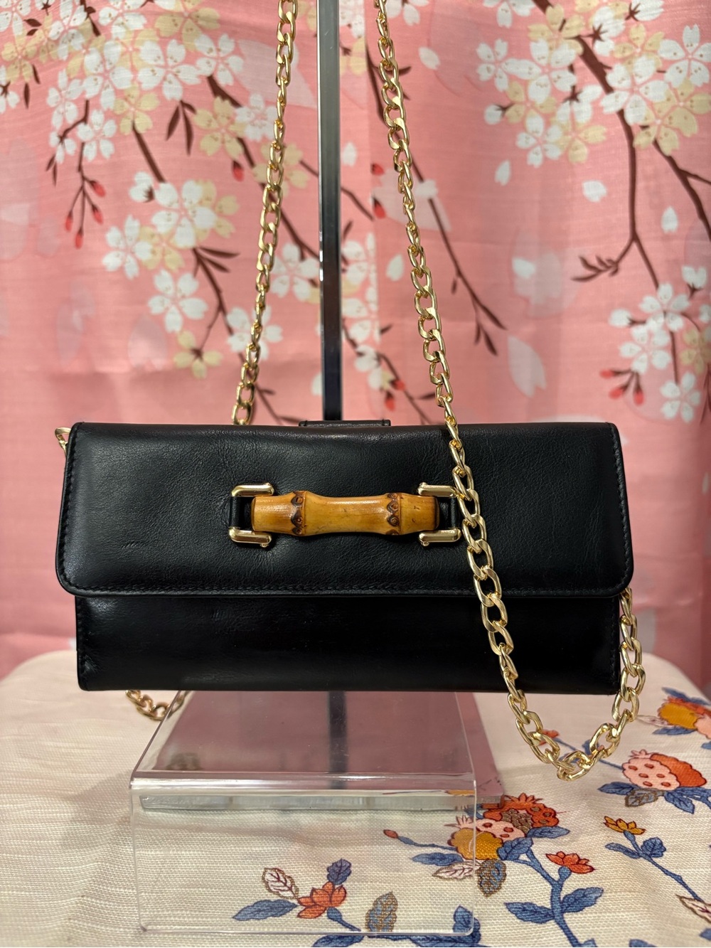 Gucci Vintage Bamboo Calfskin Leather Wallet Black with chain & COA